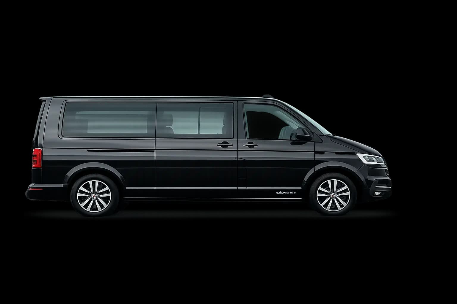 How to Choose the Right Airport Transfer Vehicle for Your Group